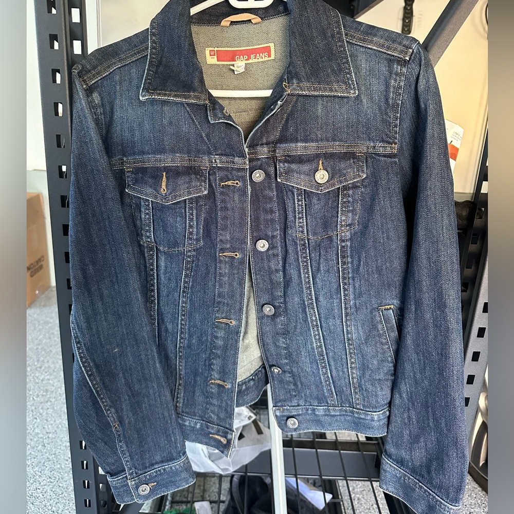 GAP Jean jacket size M